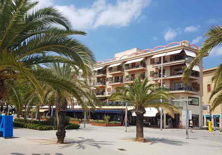 port-alcudia-strandpromenade