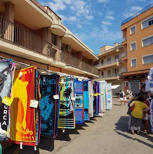 strandtuecher-mallorca-markt