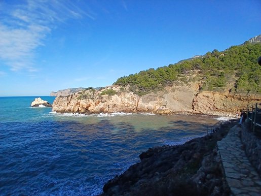 panorama-cala-deia-tramuntana