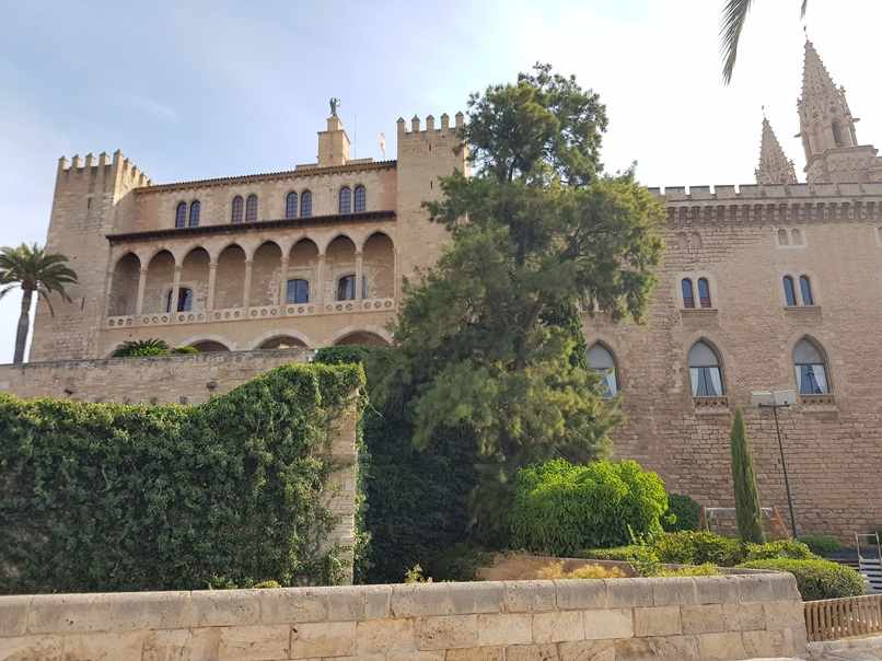 mallorca-regen-palast